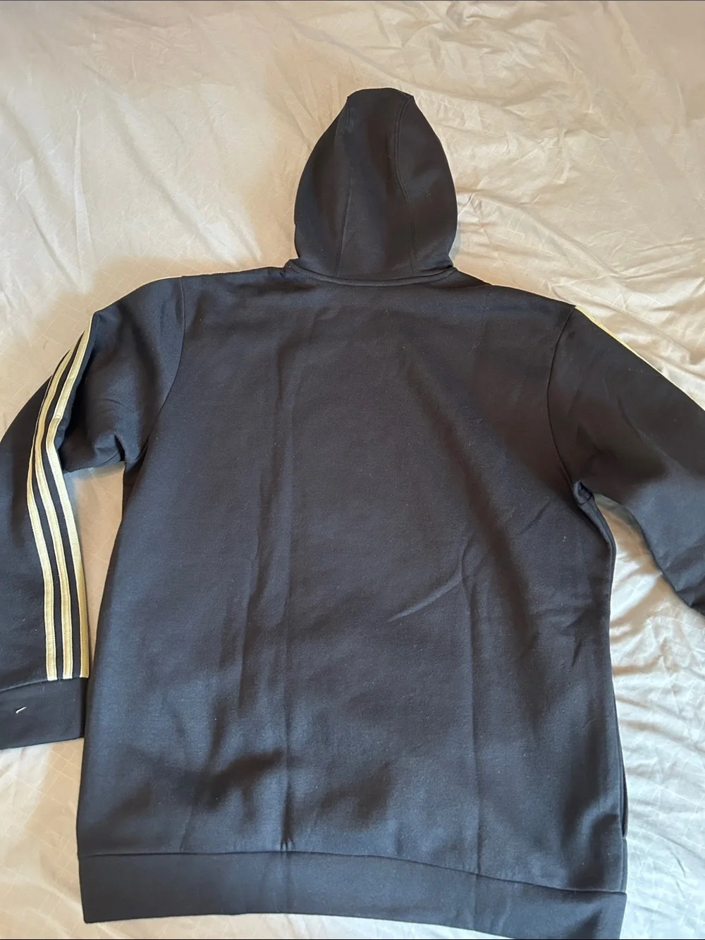 🔥adidas Black Hoodie EUC